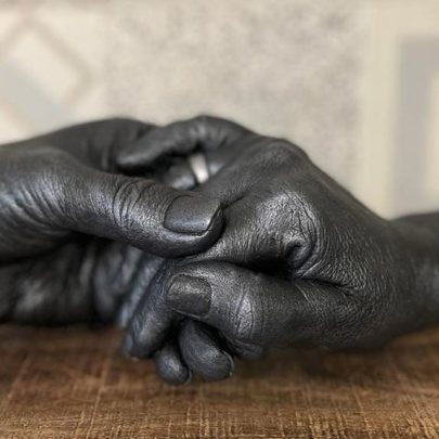 Bodycasting Friesland ByFem Tastbare herinnering Liefde Love 3D Huwelijk Lifecasting Afscheid Gips Rouw Nederland Drenthe Groningen Familie partners